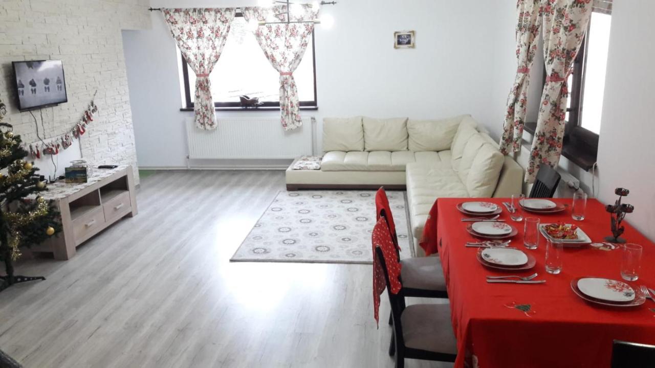 Vila Roxana Pangarati Exterior foto